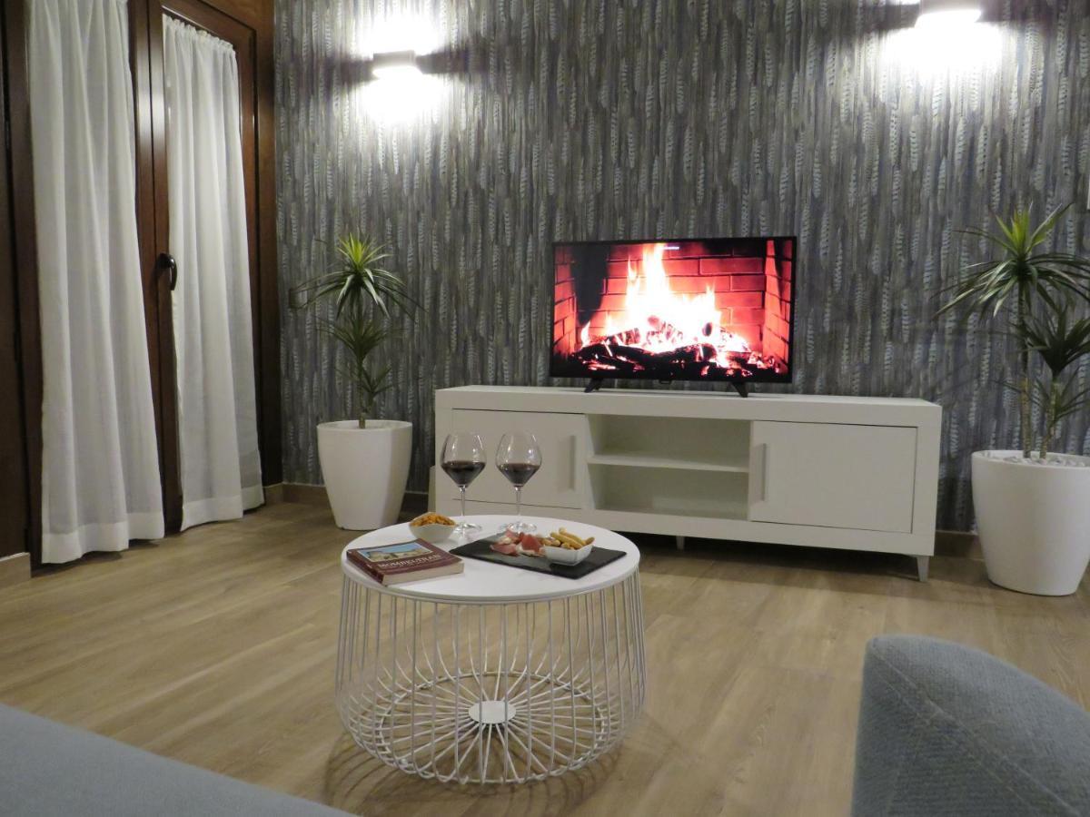 Apartmán Miragredos Mombeltrán Exteriér fotografie
